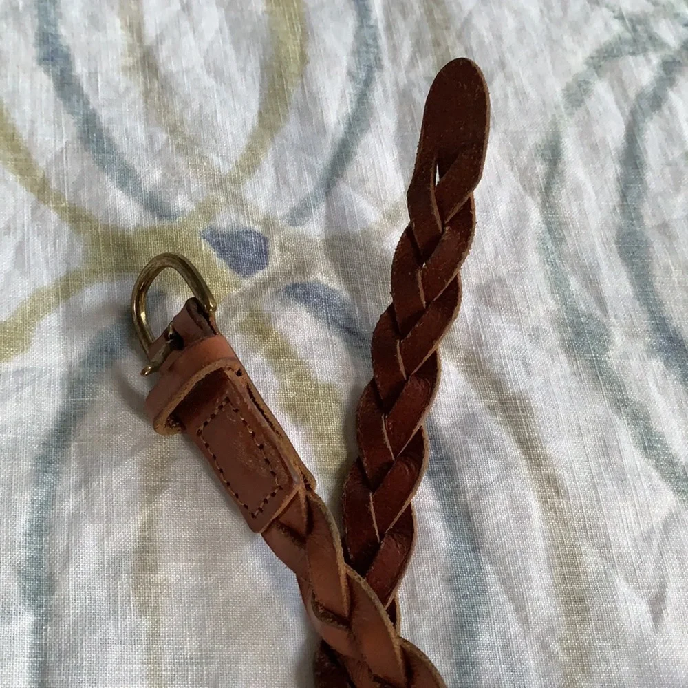 GAP braided leather